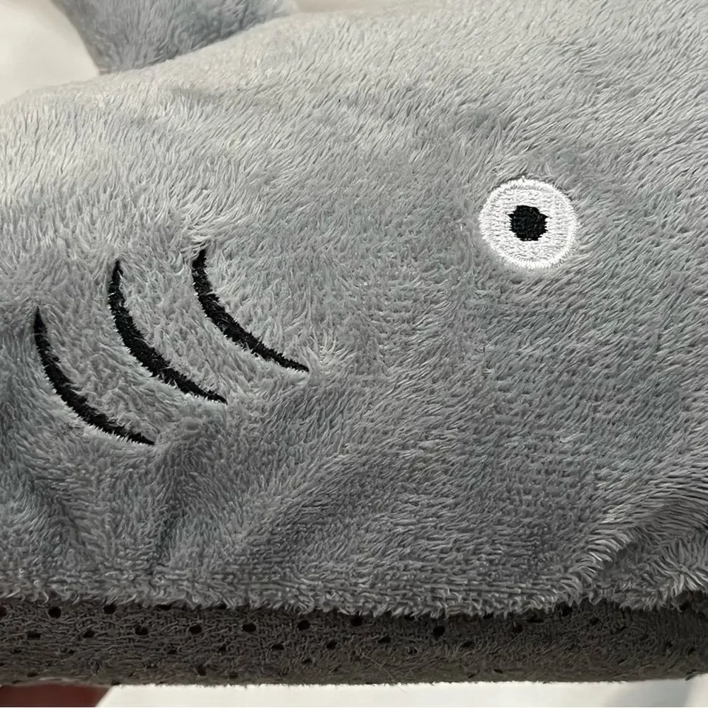 Old Navy Shark Slippers XL 3-4
